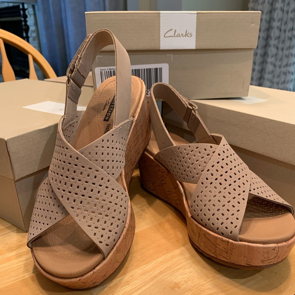 Clarks, Size 5, Sand, Stasha Bridget